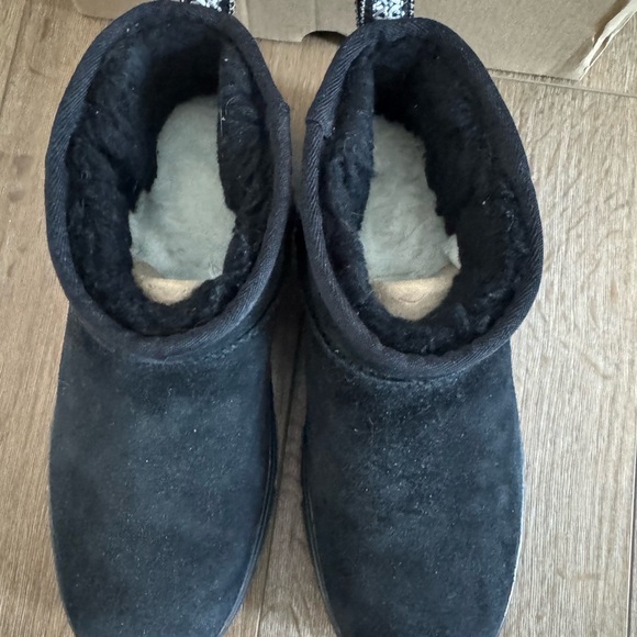 UGG Classic Mini Clear - Picture 3 of 8